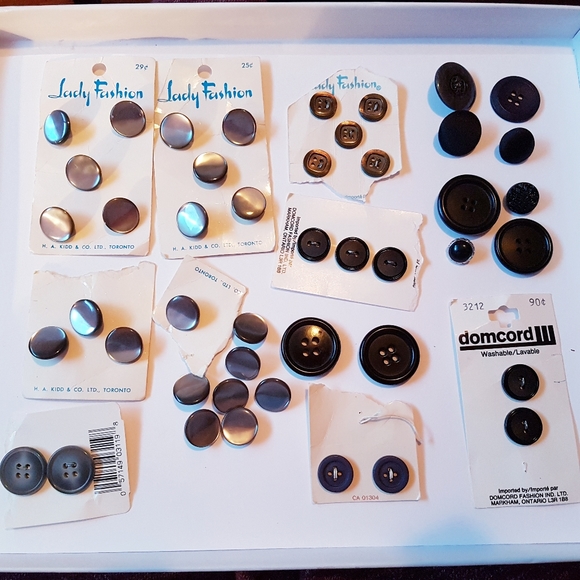 Vintage Buttons Variety Pack